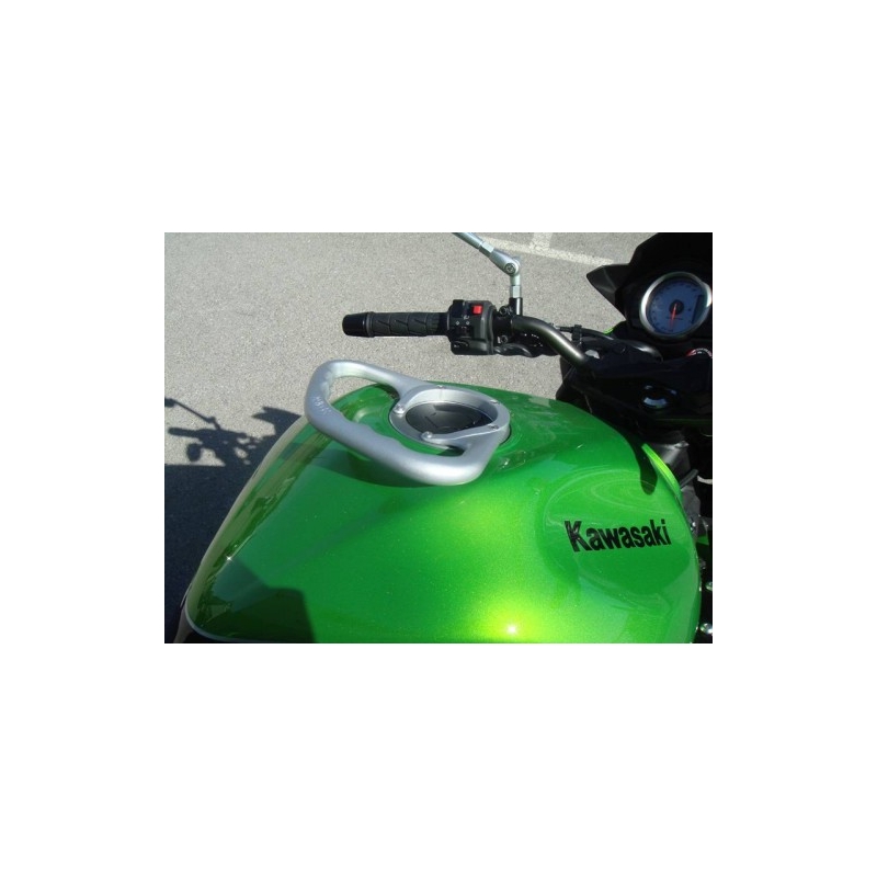 Madlo pre spolujazdca na veko nádrže Kawasaki
