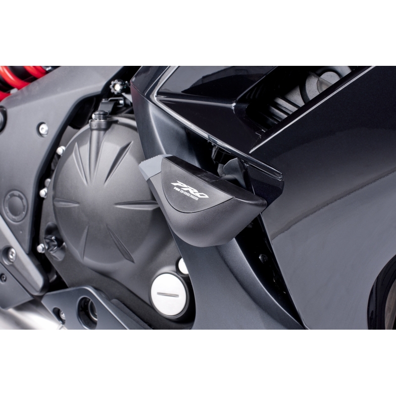 Padacie protektory Puig PRO - Kawasaki ER-6F (2012 - 2015) čierne