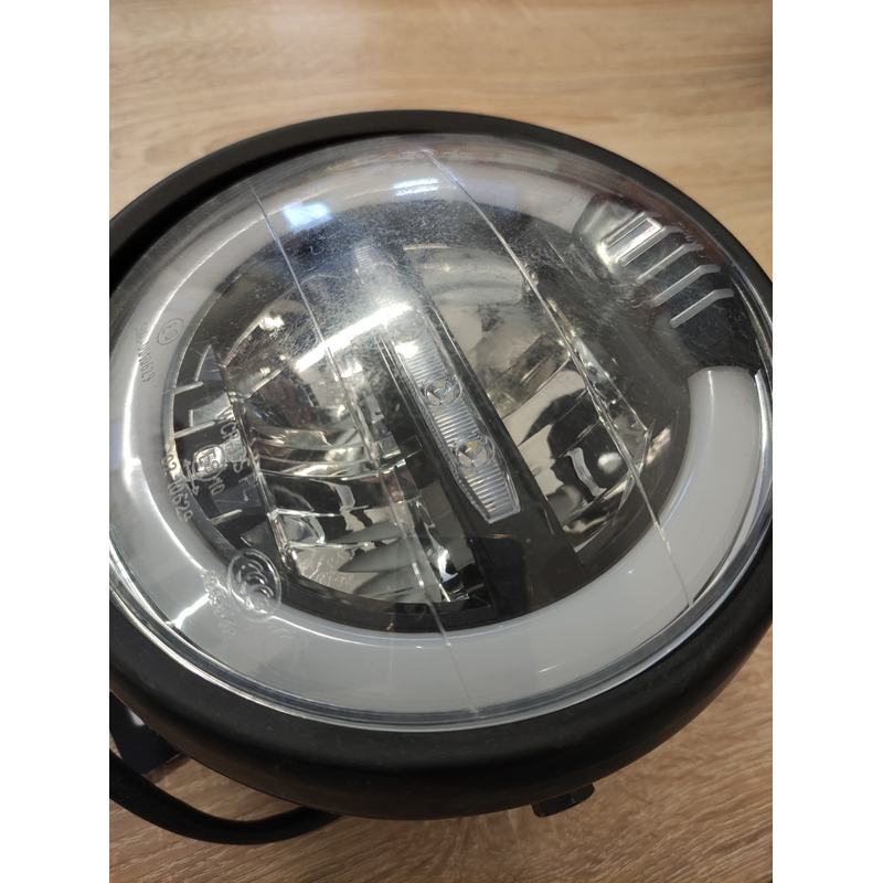 Maska so svetlom PUIG LED čierna - II. akosť