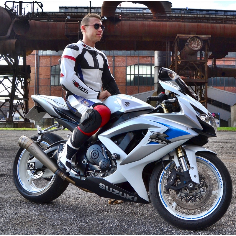 Pánska bunda Tschul 580 bielo-červeno-modro-čierna výpredaj