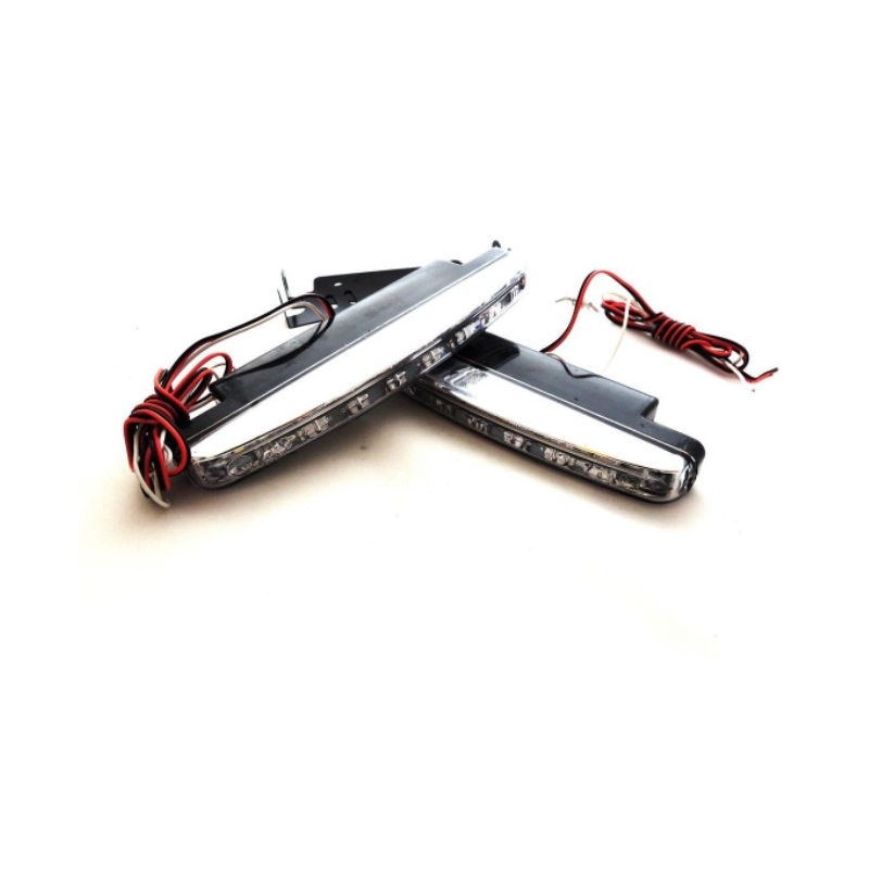 Svetlá denného svietenie Superlight DRL 8 LED diód 220 LM