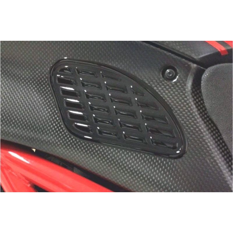 Samolepka PUIG GRIPPING PADS čierna Pár 170 x 93,5 mm
