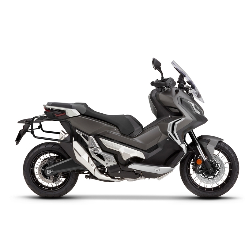 Kompletná sada hliníkových kufrov SHAD TERRA, 37 litrový vrchný kufor, 47/47 litrový bočné kufre, vrátane montážnej sady a platni SHAD HONDA X-ADV 750