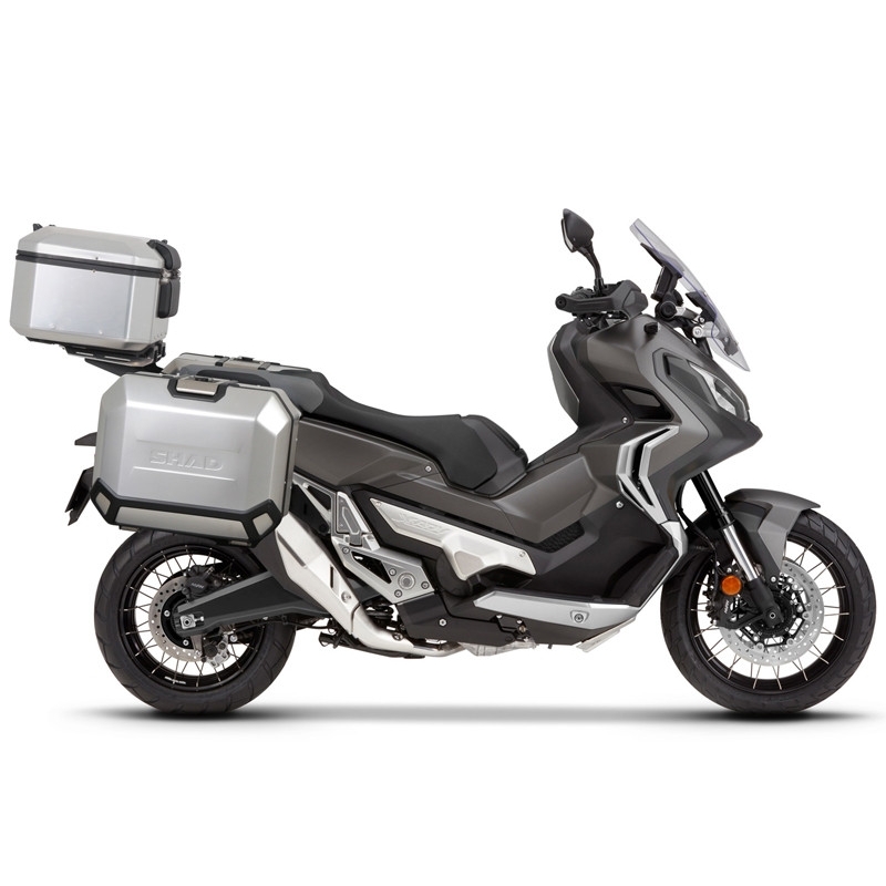 Kompletná sada hliníkových kufrov SHAD TERRA, 48 litrový vrchný kufor, 47/47 litrový bočné kufre, vrátane montážnej sady a platni SHAD HONDA X-ADV 750