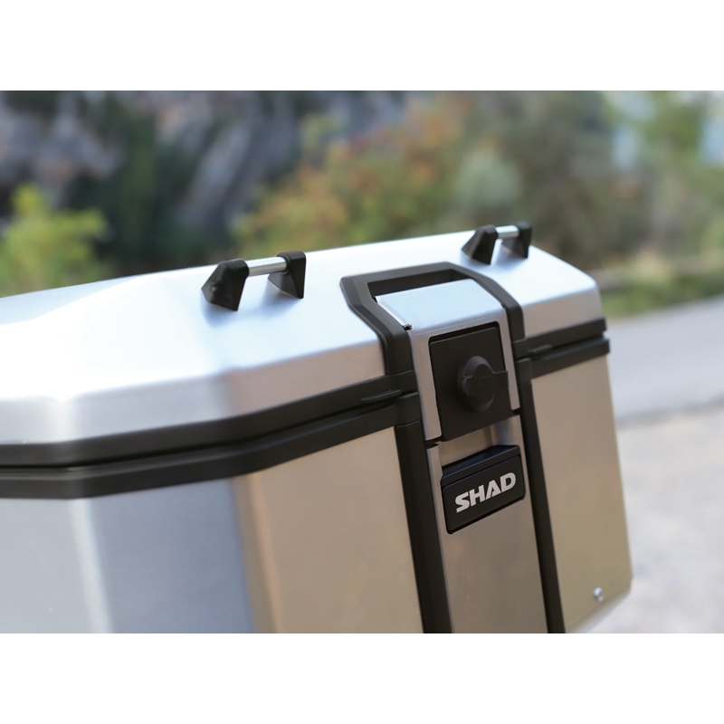 Kompletná sada hliníkových kufrov SHAD TERRA, 48 litrový vrchný kufor, 47/47 litrový bočné kufre, vrátane montážnej sady a platni SHAD HONDA CB 500 X