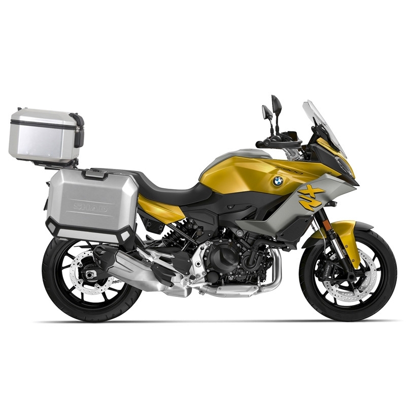 Kompletná sada hliníkových kufrov SHAD TERRA, 48 litrový vrchný kufor, 36/36 litrový bočné kufre, vrátane montážnej sady a platni SHAD BMW F 900 XR