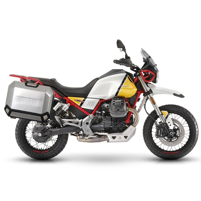 Kompletná sada bočných čiernych hliníkových kufrov SHAD TERRA BLACK , 36/47 l litrov, vrátane montážnej sady SHAD MOTO GUZZI V 85 TT