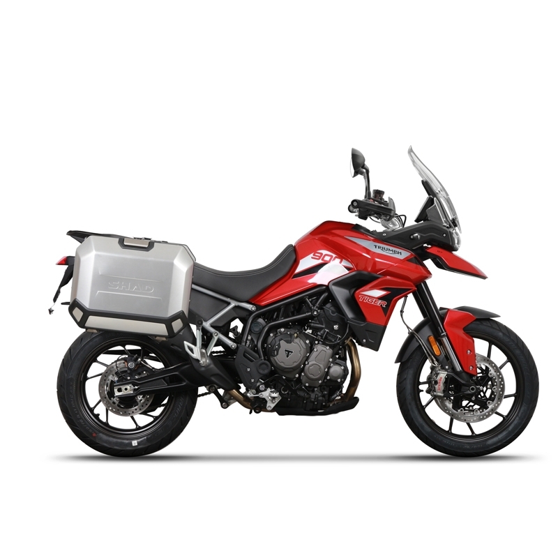 Kompletná sada bočných čiernych hliníkových kufrov SHAD TERRA BLACK , 36/47 l litrov, vrátane montážnej sady SHAD TRIUMPH Tiger 900