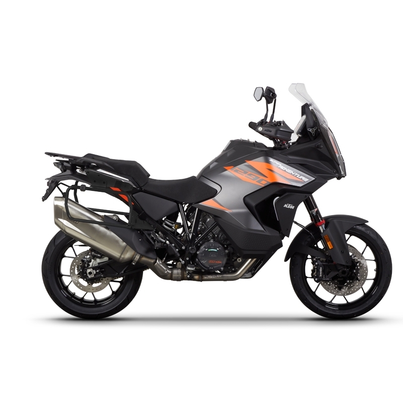 Kompletná sada čiernych hliníkových kufrov SHAD TERRA BLACK , 37 litrov vrchný kufor, 36/47 litrov bočné kufre, vrátane montážnej sady a platni SHAD KTM Super Adventure 1290 (R, S)
