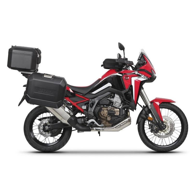 Kompletná sada čiernych hliníkových kufrov SHAD TERRA BLACK , 48 litrov vrchný kufor, 36/47 litrov bočné kufre, vrátane montážnej sady a platni SHAD HONDA CRF 1100 Africa Twin