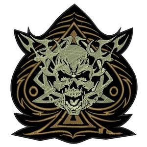 Nášivka Pik hnedá