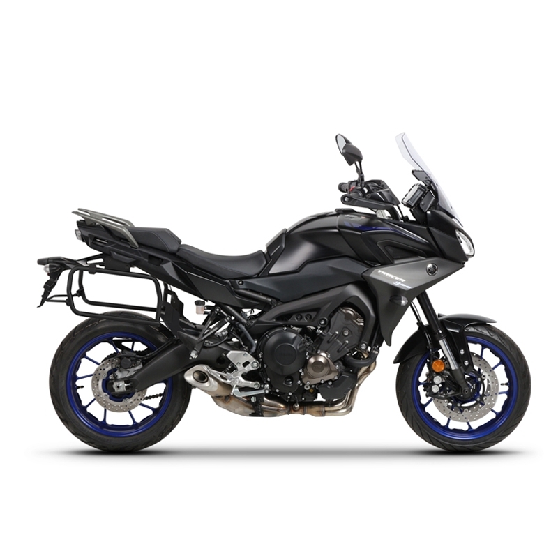 Kompletná sada bočných čiernych hliníkových kufrov SHAD TERRA BLACK , 47/47 litrov bočné kufre, vrátane montážnej sady SHAD YAMAHA MT-09 Tracer / Tracer 900