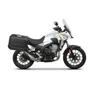 Kompletná sada bočných čiernych hliníkových kufrov SHAD TERRA BLACK , 47/47 litrov bočné kufre, vrátane montážnej sady SHAD HONDA CB 500 X