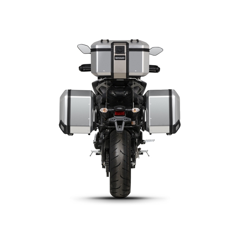 Kompletná sada čiernych hliníkových kufrov SHAD TERRA BLACK , 37 litrov vrchný kufor, 47L/47 litrov bočné kufre, vrátane montážnej sady a platni SHAD YAMAHA MT-09 Tracer / Tracer 900