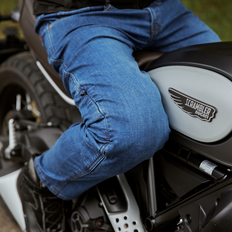 Jeansy na motocykel Rebelhorn Classic III RG vyprané modré výpredaj
