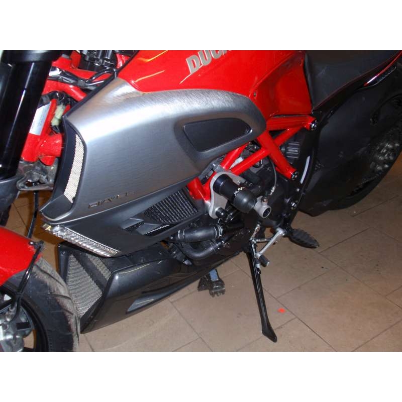 Protektory do prednej osi - DUCATI Diavel Gatling(PO)