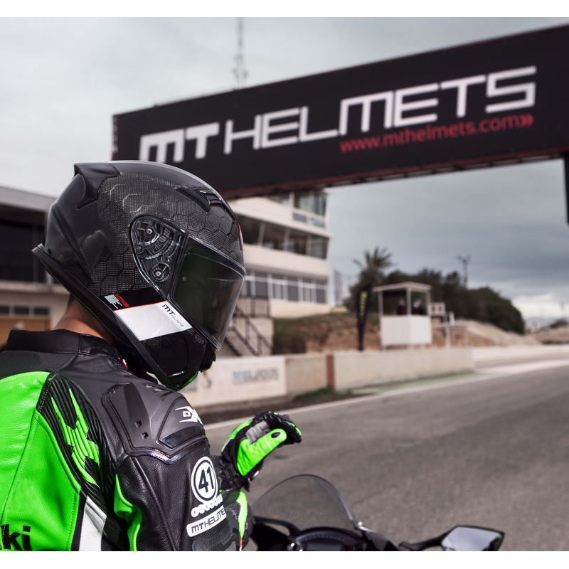 Integrálna prilba na motocykel MT Kre Snake Carbon