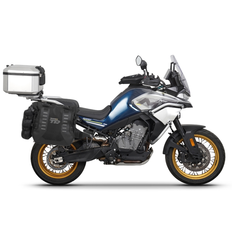 Kompletná sada sedlových brašní SHAD TERRA TR40 adventure a hliníkového kufra SHAD TERRA 48L vrátane montážnej sady SHAD CF Moto 800MT