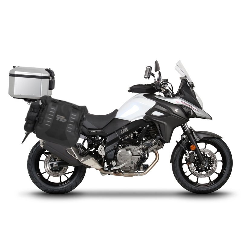 Kompletná sada sedlových brašní SHAD TERRA TR40 adventure a hliníkového kufra SHAD TERRA 48L vrátane montážnej sady SHAD SUZUKI DL 650 V-Strom