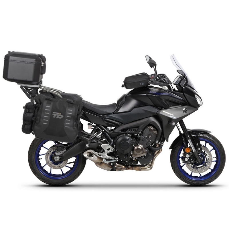 Kompletná sada sedlových brašní SHAD TERRA TR40 adventure a hliníkového kufra SHAD TERRA BLACK 37L vrátane montážnej sady SHAD YAMAHA MT-09 Tracer / Tracer 900
