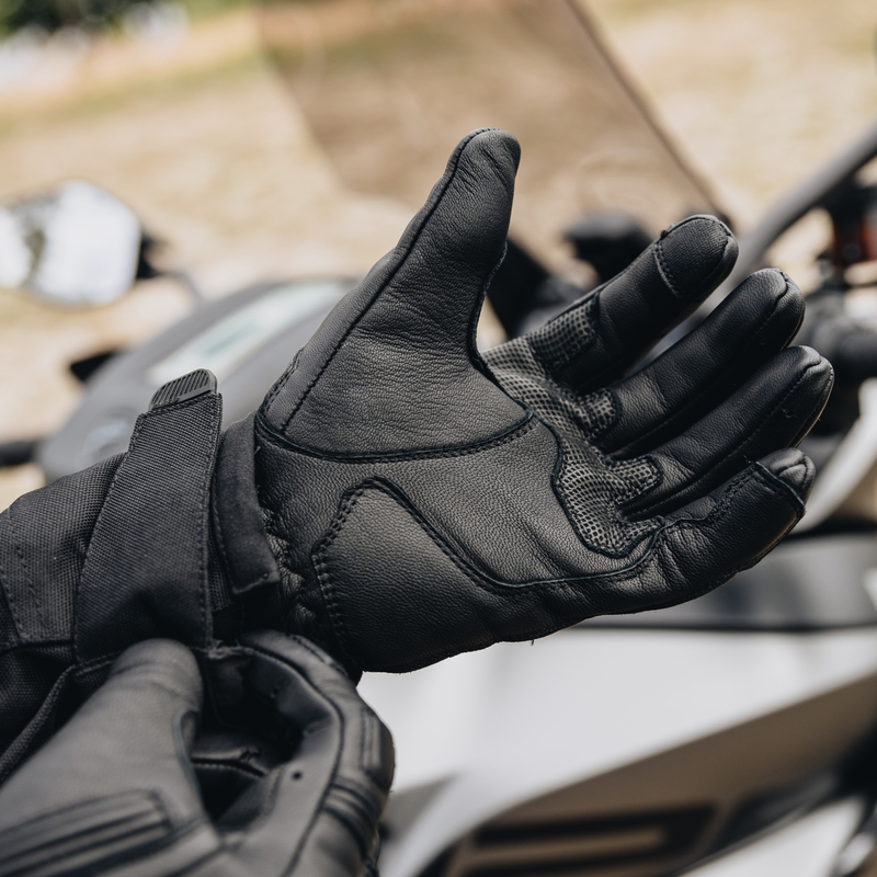 Rukavice na motocykel Ozone Touring II čierné výpredaj