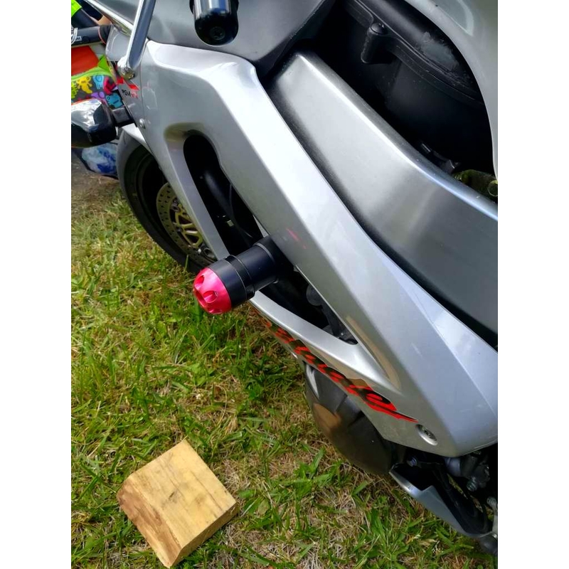 Padacie protektory - Honda CBR 929rr (2000 - 2001) Arrow