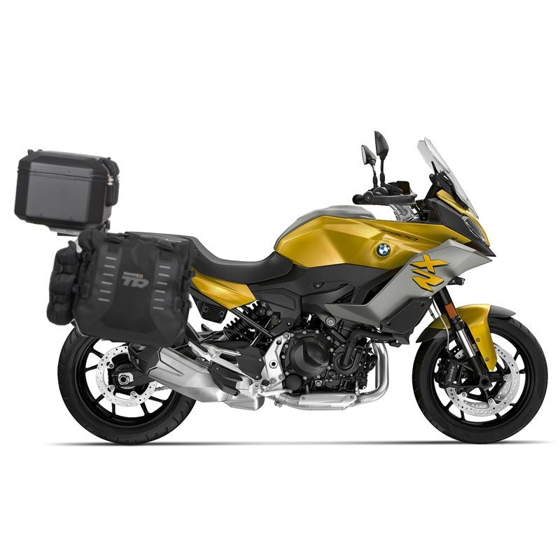 Kompletná sada sedlových brašní SHAD TERRA TR40 adventure a hliníkového kufra SHAD TERRA BLACK 55L, vrátane montážnej sady SHAD BMW F 900 XR