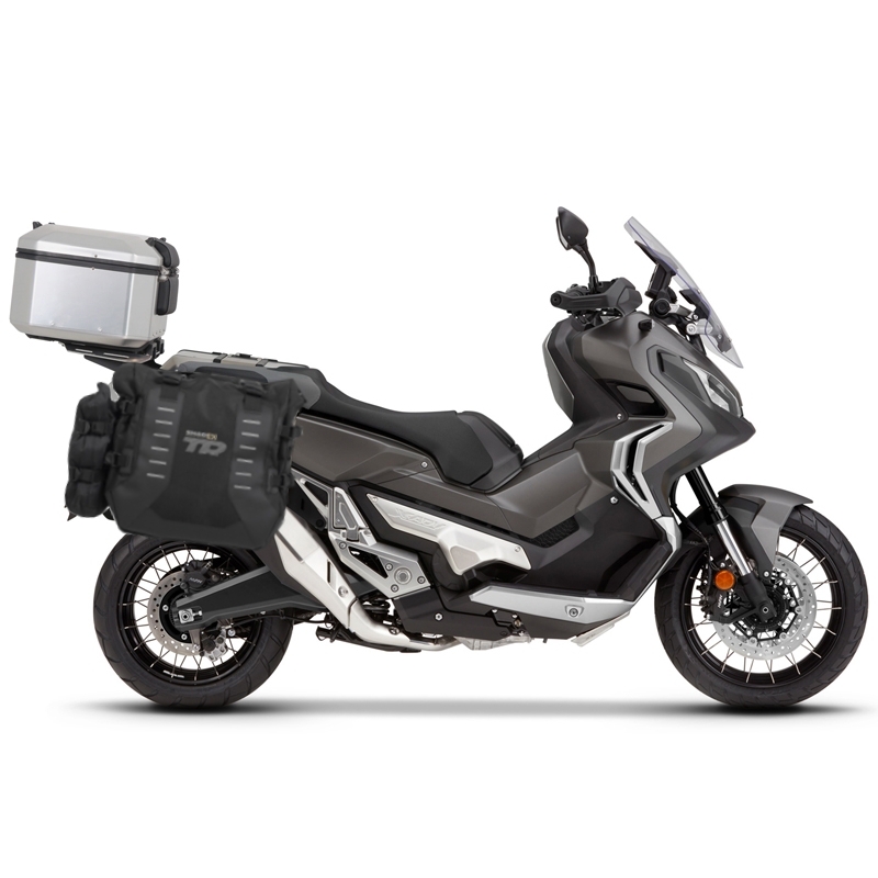 Kompletná sada sedlových brašní SHAD TERRA TR40 adventure a hliníkového kufra SHAD TERRA 37L vrátane montážnej sady SHAD HONDA X-ADV 750