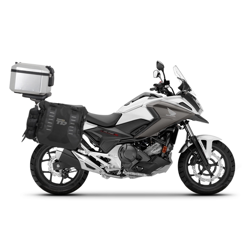 Kompletná sada sedlových brašní SHAD TERRA TR40 adventure a hliníkového kufra SHAD TERRA 48L vrátane montážnej sady SHAD HONDA NC 750 X