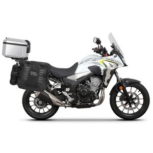 Kompletná sada sedlových brašní SHAD TERRA TR40 adventure a hliníkového kufra SHAD TERRA 55L vrátane montážnej sady SHAD HONDA CB 500 X
