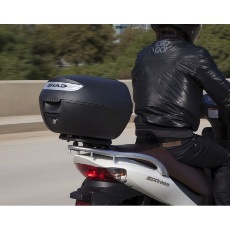 Vrchný kufor na motorku SHAD SH26 čierna