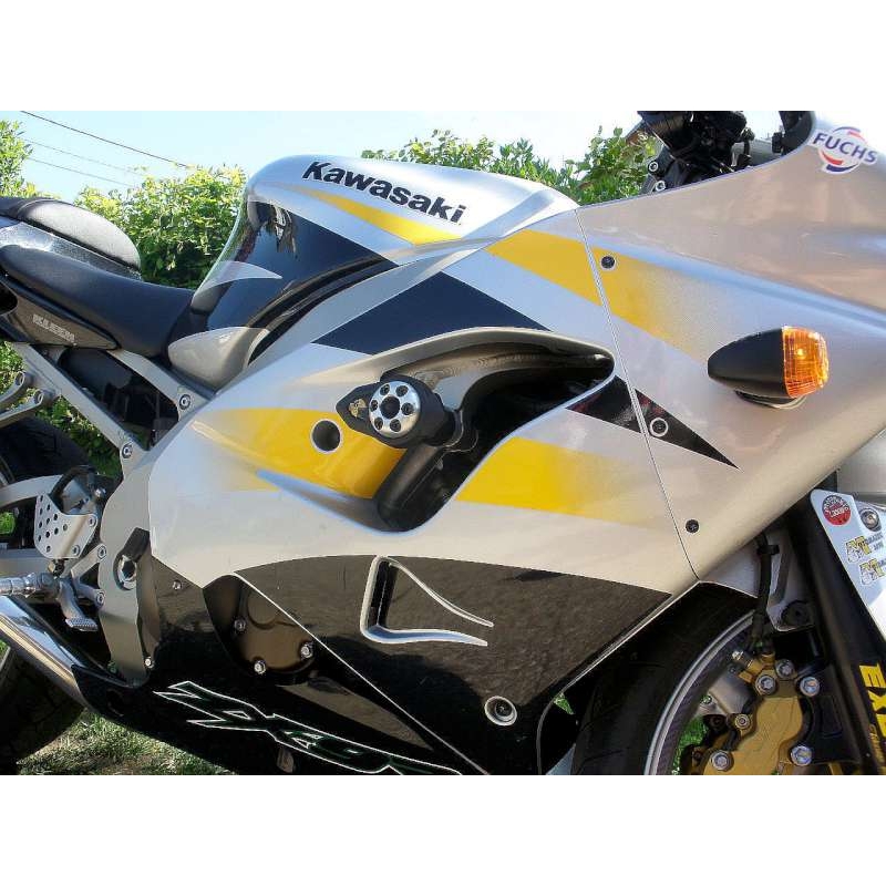 Padacie protektory - Kawasaki ZX-9R (2002 - 2003) Conus