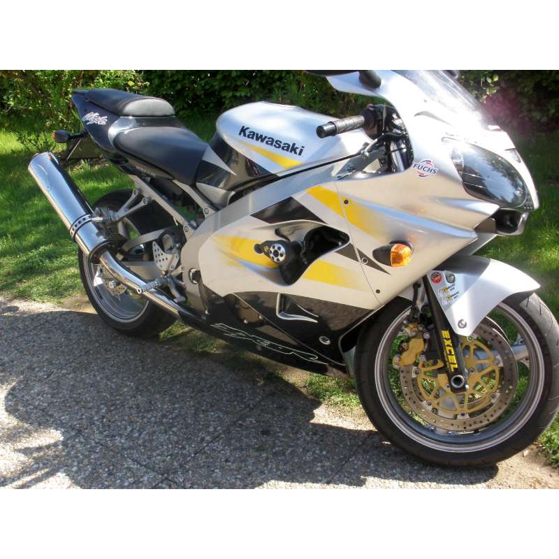 Padacie protektory - Kawasaki ZX-9R (2002 - 2003) Conus