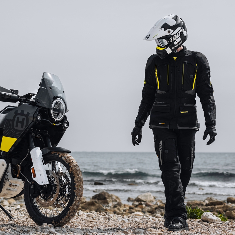Bunda na motocykel Rebelhorn Patrol čierno-šedo-fluorescenčno žltá