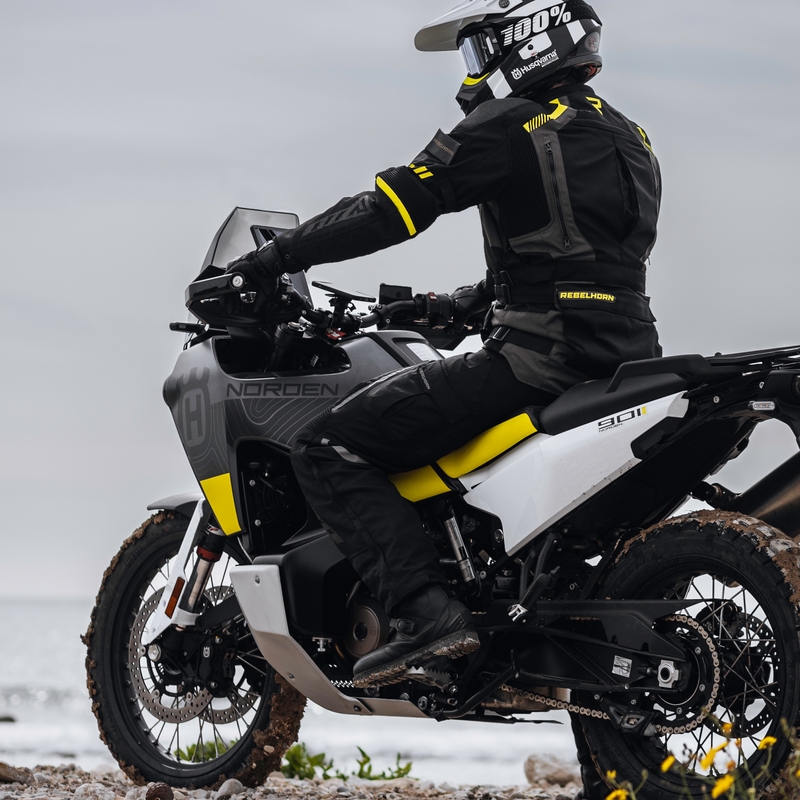 Bunda na motocykel Rebelhorn Patrol čierno-šedo-fluorescenčno žltá