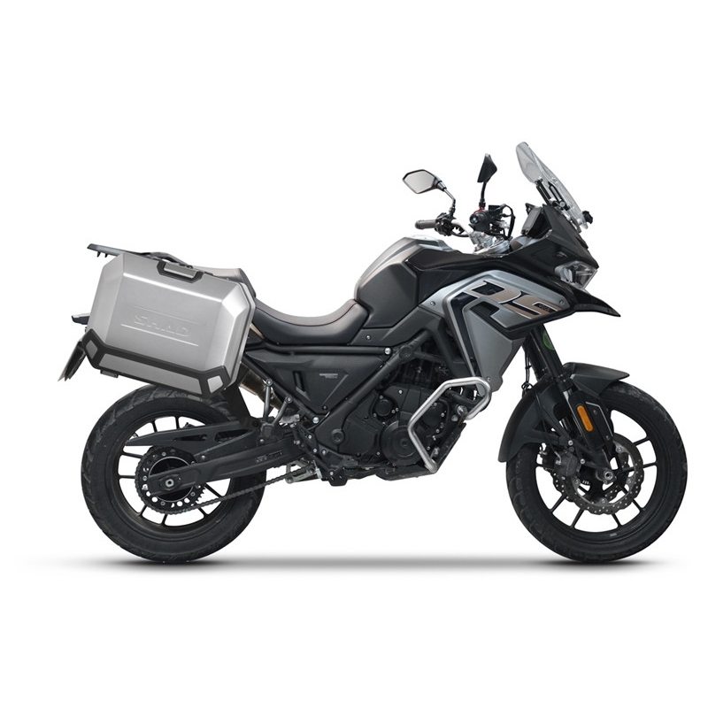 Kompletná sada bočných hliníkových kufrov SHAD TERRA,  47/47 litrový bočné kufre, vrátane montážnej sady SHAD Voge 650DS / 650DSX