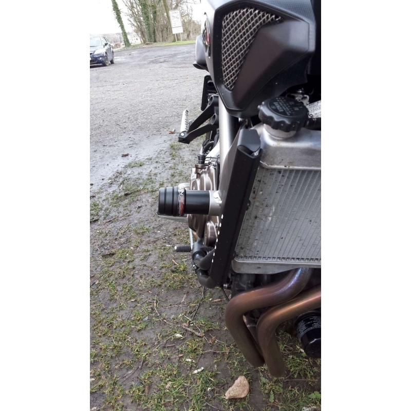 Padacie protektory - Yamaha MT-09/XSR 900 jednobodová sada Gatling