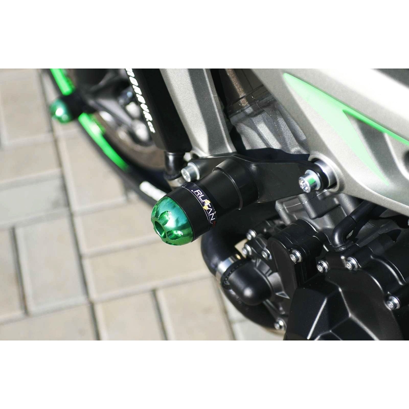 Padacie protektory - Yamaha MT-09/XSR 900 dvojbodová sada Gatling