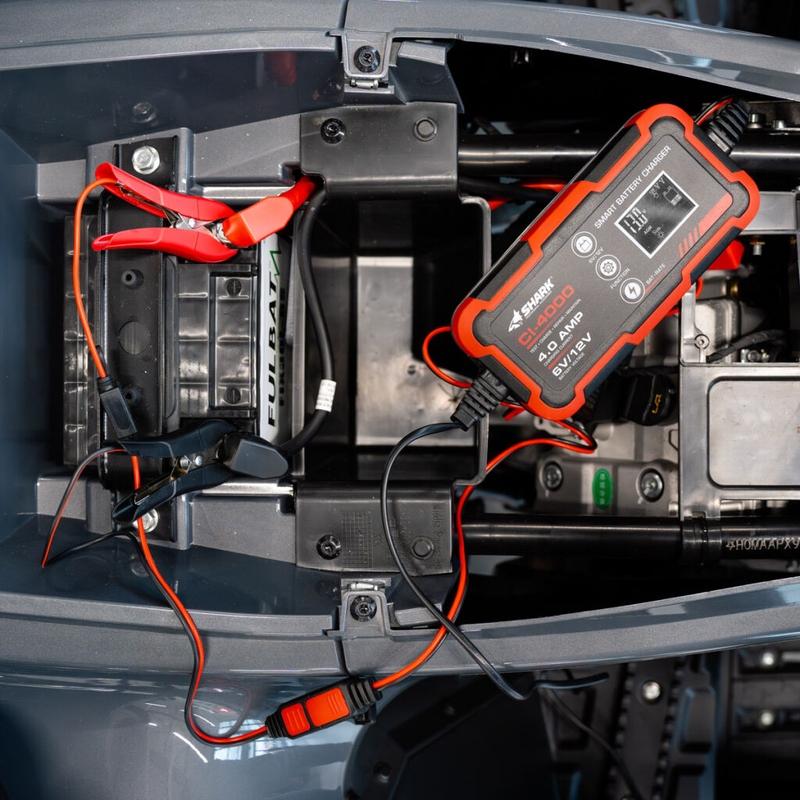 Inteligentná nabíjačka SHARK CI-4000