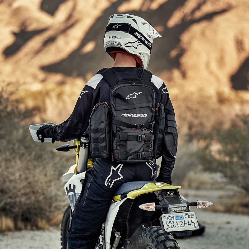 Batoh Alpinestars Techdura Tactical čierno-biely 9 l