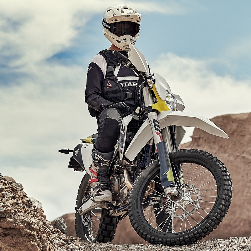 Batoh Alpinestars Techdura Tactical čierno-biely 9 l