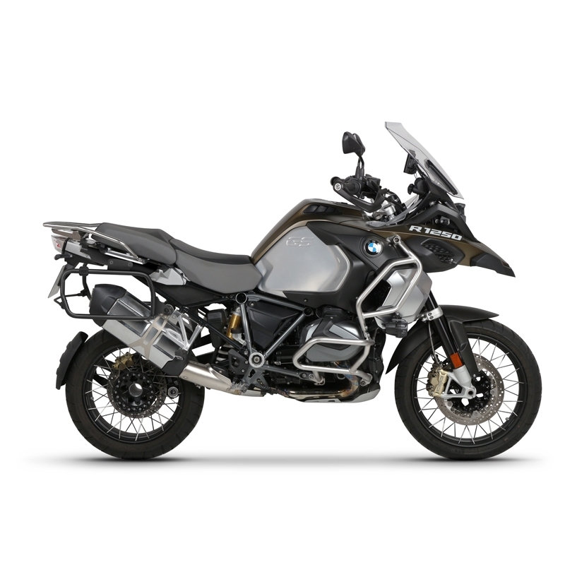 Kompletná sada čiernych hliníkových kufrov SHAD TERRA BLACK , 48 litrov vrchný kufor, 36/47 litrov bočné kufre, vrátane montážnej sady a platni SHAD R 1200 GS Adventure/ R 1250 GS Adventure