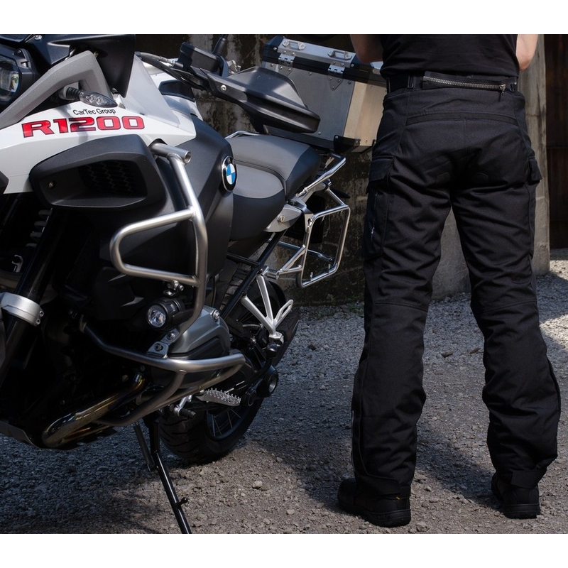 Nohavice na motorku Revit Outback čierne predlžené výpredaj