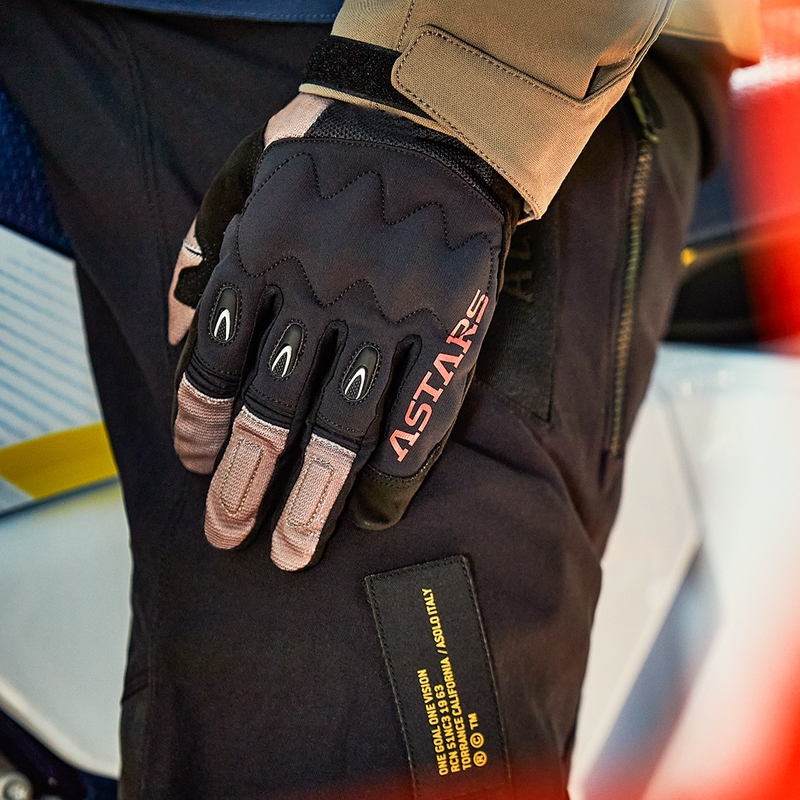 Motokrosové rukavice Alpinestars Techdura čierno-hnedo-fluo červené