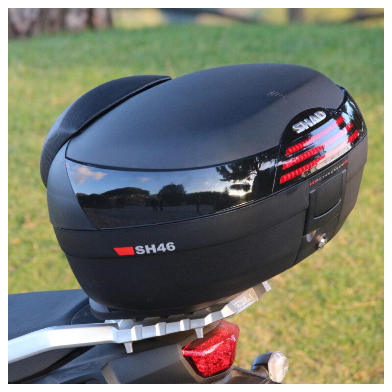 Vrchný kufor na motorku SHAD SH46 čierna