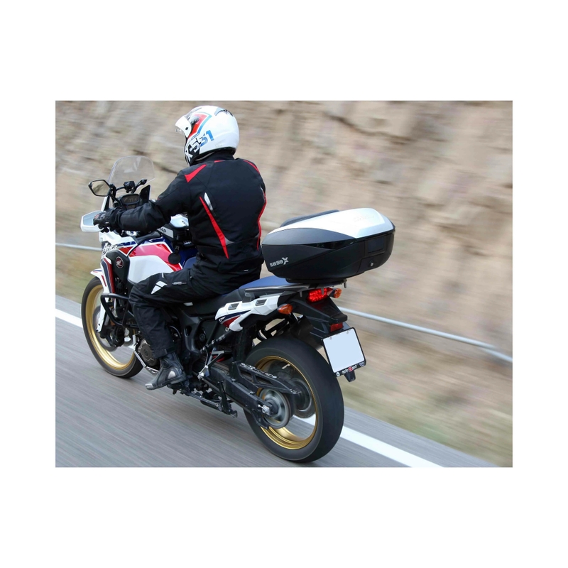 Vrchný kufor na motorku SHAD SH59X čierny  s hliníkovým krytom (expandable concept) with PREMIUM SMART lock and backrest