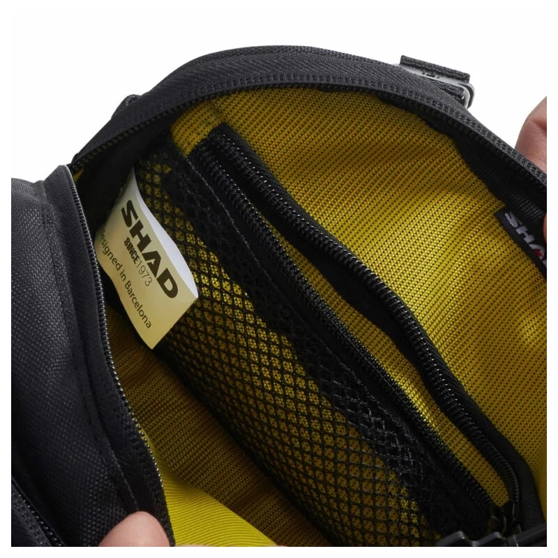 Väčšia taška na nohu SHAD SL05