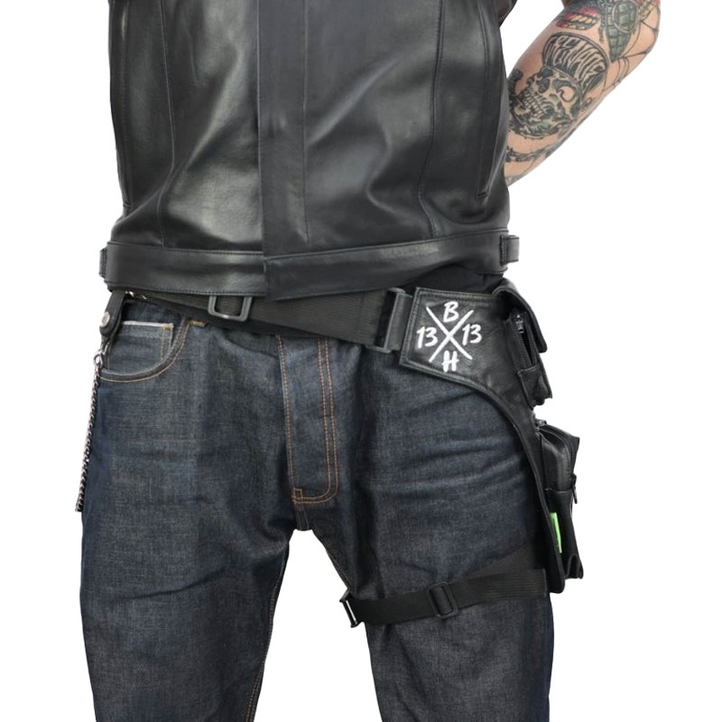 Vrecko na stehno Black Heart W-TEC Skull čierne