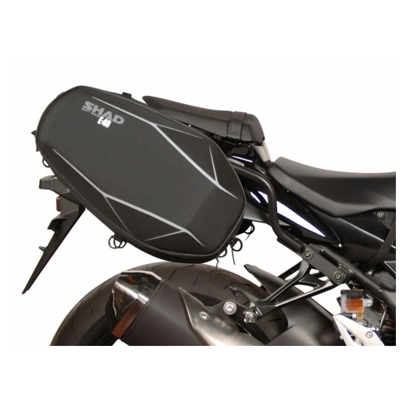 Držiaky  pre  bočné brašne SHAD pre SUZUKI GSR 750 2011-2017