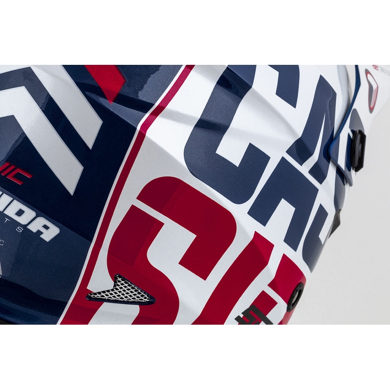 Detská motokrosová prilba Cassida Cross Cup Sonic Junior červeno-modro-bielo-čierna